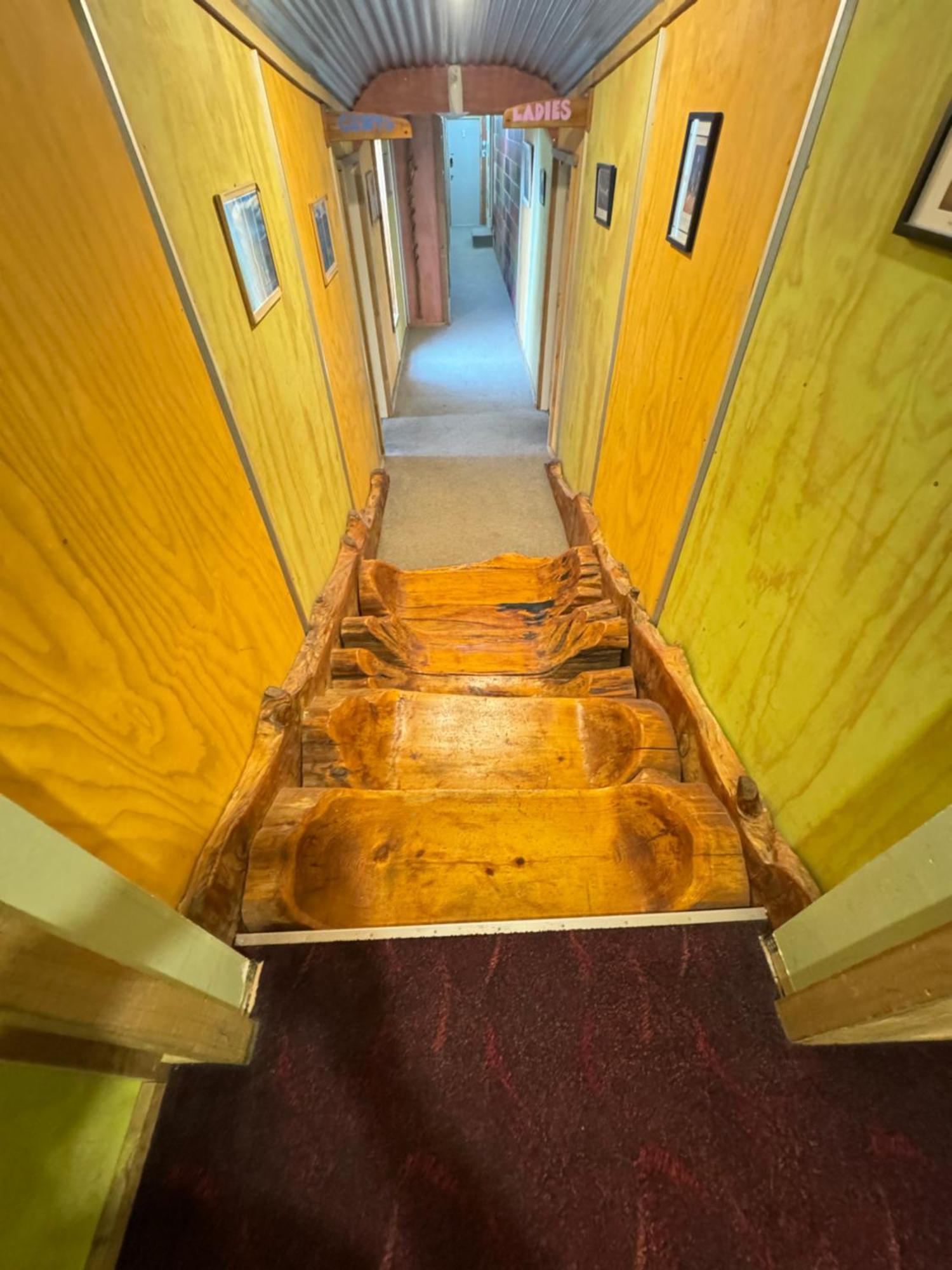 The Crossing Lodge & Backpackers Erua Bagian luar foto
